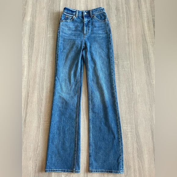 Denim Forum Denim - DENIM FORUM The 90s Hi-Rise Stacked Bootcut Jeans. Size 24